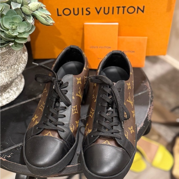 Louis Vuitton Men's Black and Brown Sneakers - Picture 3 of 3